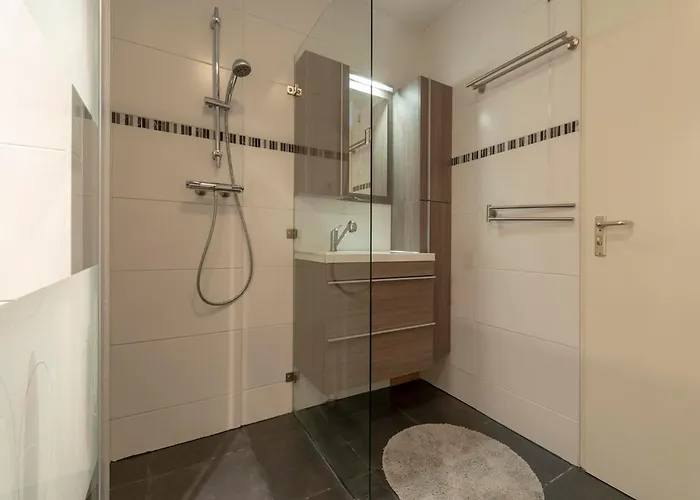 Juliana 53 By The Sea Юлианадорп