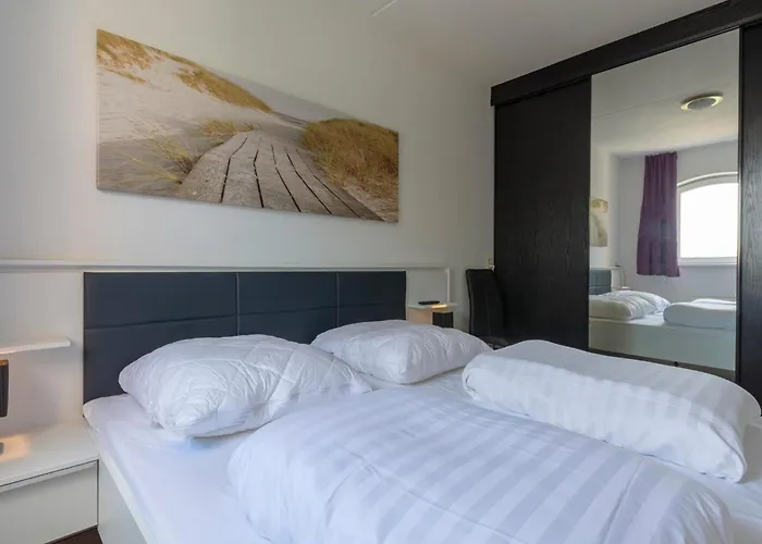 Juliana 53 By The Sea Юлианадорп