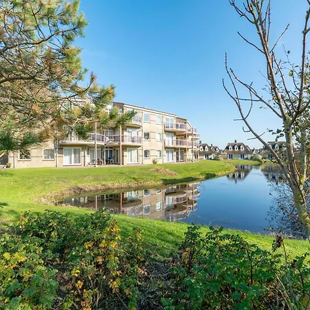 Juliana 53 By The Sea